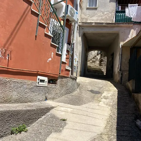 Gauro Apartment *