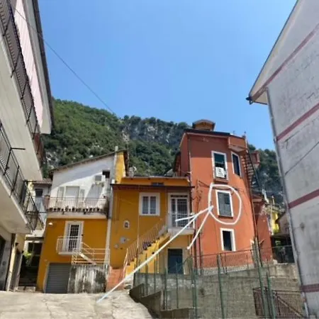 Gauro